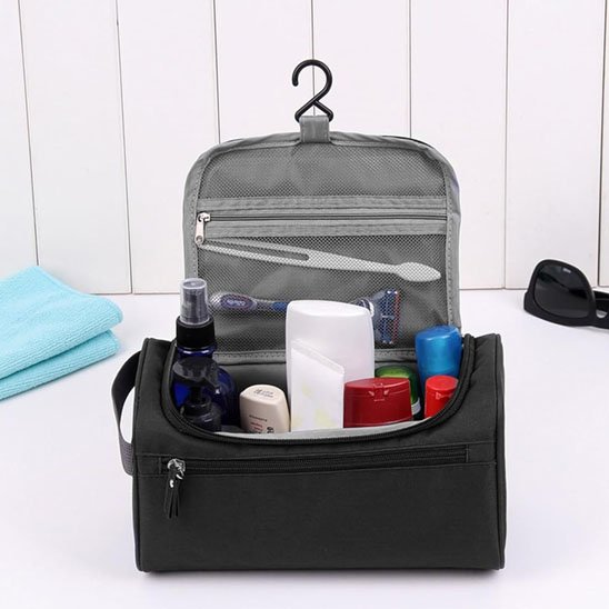 Trousse de toilette homme à suspendre