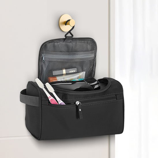 Trousse de toilette noire suspendue